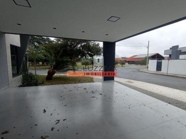 Casa venda em Região Imediata de Taubaté-Pindamonhangaba, Região Metropolitana do Vale do Paraíba e Litoral Norte