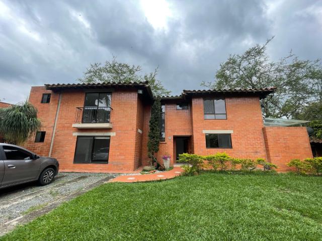 Casa en arriendo en Sur, Pance