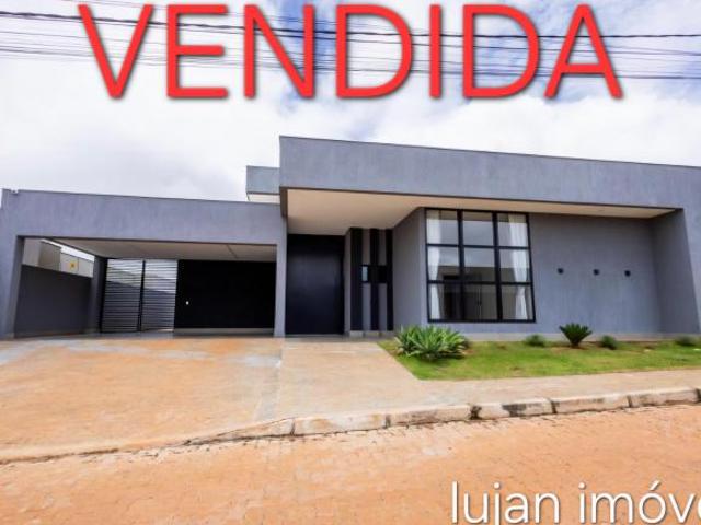 Casa venda em Região Geográfica Imediata do Distrito Federal, Região Integrada de Desenvolvimento do Distrito Federal e Entorno