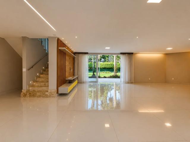 Casa aluguel em Região Geográfica Imediata do Distrito Federal, Região Integrada de Desenvolvimento do Distrito Federal e Entorno