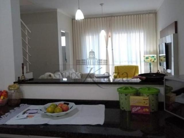 Casa venda em Região Imediata de São José dos Campos, Região Metropolitana do Vale do Paraíba e Litoral Norte