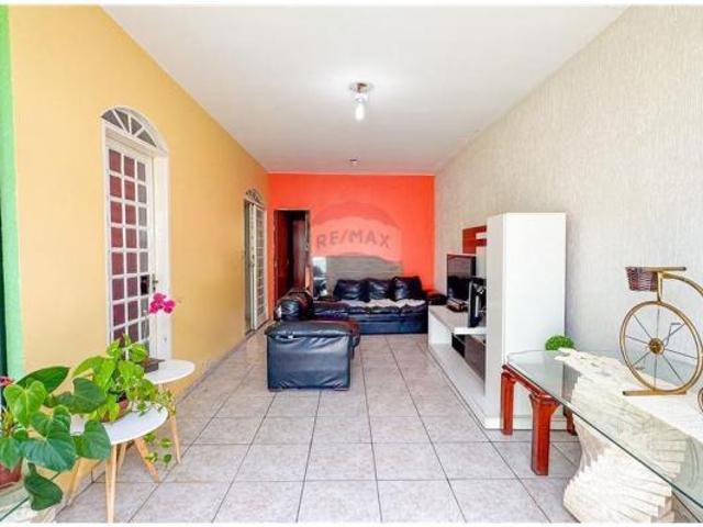 Casa venda em Região Geográfica Imediata do Distrito Federal, Região Integrada de Desenvolvimento do Distrito Federal e Entorno