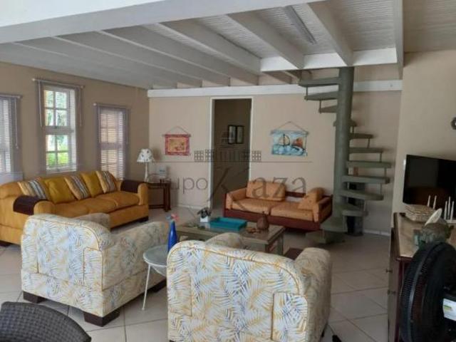 Casa venda em Ubatuba