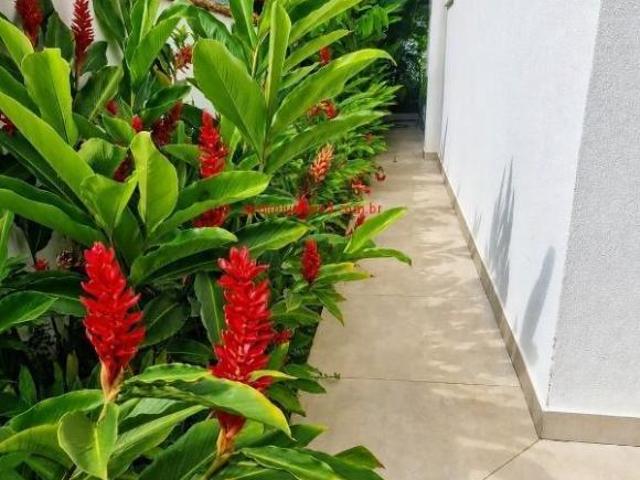 Casa venda em Região Imediata de Taubaté-Pindamonhangaba, Região Metropolitana do Vale do Paraíba e Litoral Norte