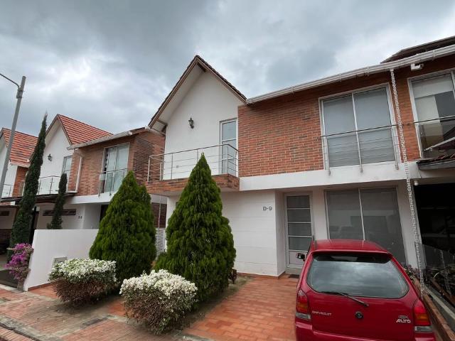 Casa en arriendo en Oriental, Los Patios