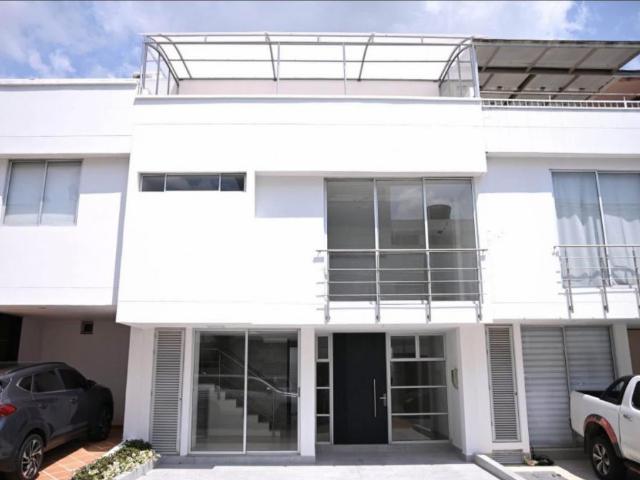 Casa en arriendo en La Palestina, Los Patios