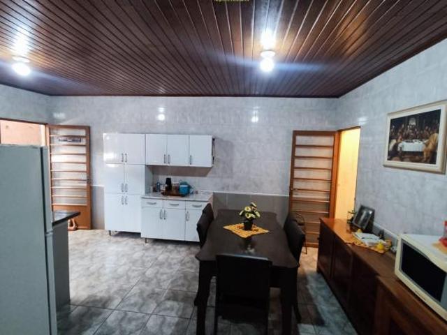 Casa venda em Região Geográfica Imediata de Londrina, Londrina