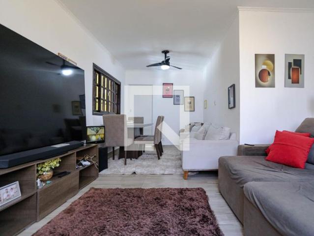 Casa aluguel em Parque Morumbi, Mogi das Cruzes