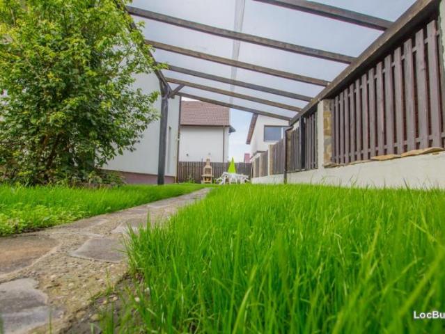 Casă vânzări în Sanpetru, Brașov