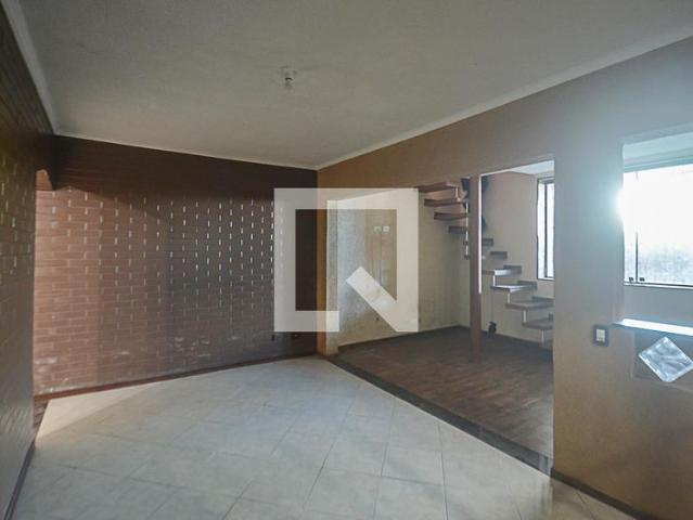 Casa aluguel em Região Imediata de São Paulo, Região Metropolitana de São Paulo