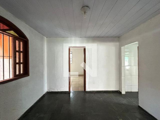 Casa aluguel em Venda Nova, Belo Horizonte