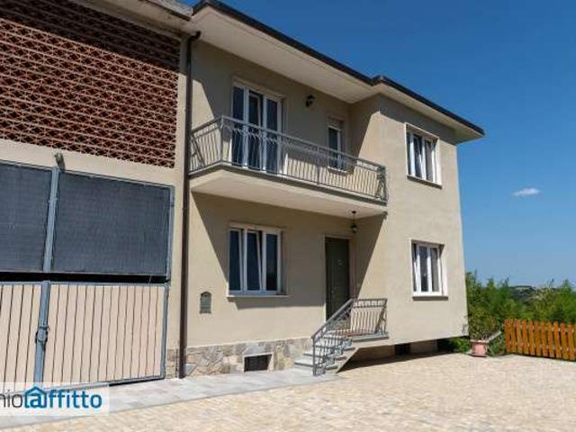 Villa Indipendente in affitto a Piemonte, Asti