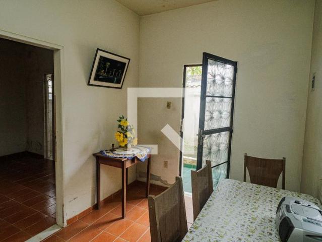 Casa aluguel em Região Geográfica Imediata do Rio de Janeiro, Região Metropolitana do Rio de Janeiro