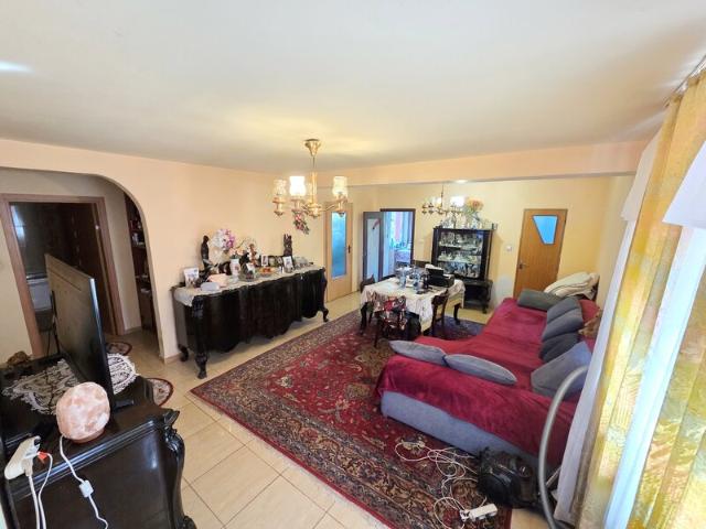 Casă vânzări în București