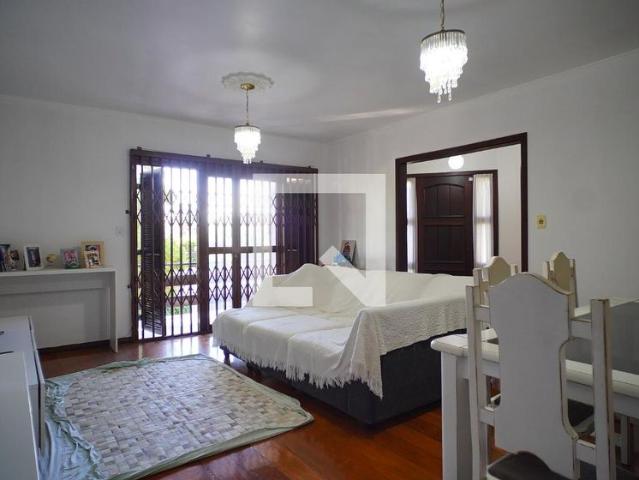 Casa aluguel em Região Geográfica Imediata de Porto Alegre, Região Metropolitana de Porto Alegre