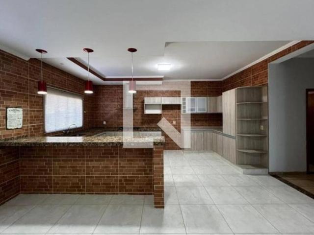 Casa aluguel em Região Geográfica Imediata de Belo Horizonte, Região Metropolitana de Belo Horizonte
