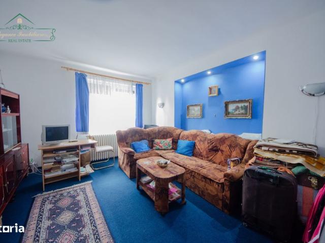 Casă vânzări