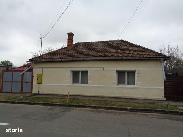 Casă vânzări
