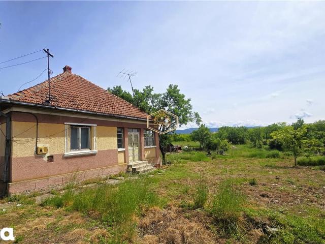 Casă vânzări