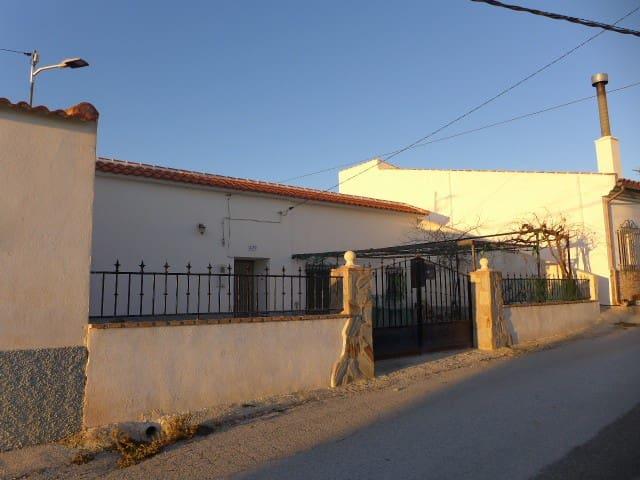 Casa en venta en Comarca de Baza, Andalucía