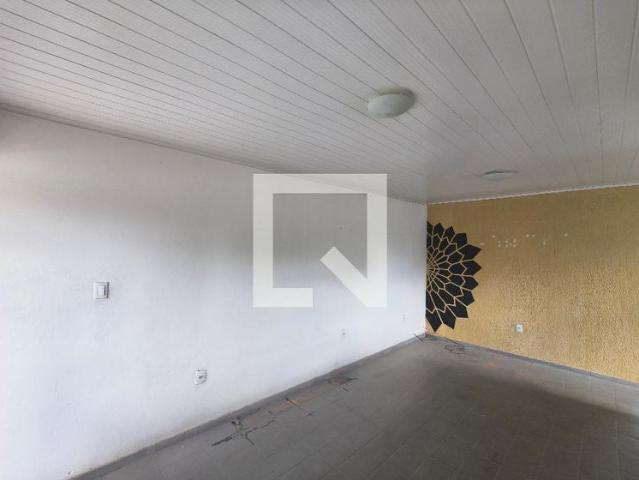 Casa aluguel em Região Geográfica Imediata do Rio de Janeiro, Região Metropolitana do Rio de Janeiro