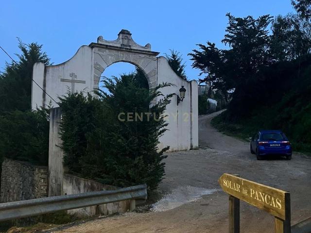 Casa venda em Alenquer (Santo Estêvão e Triana), Alenquer