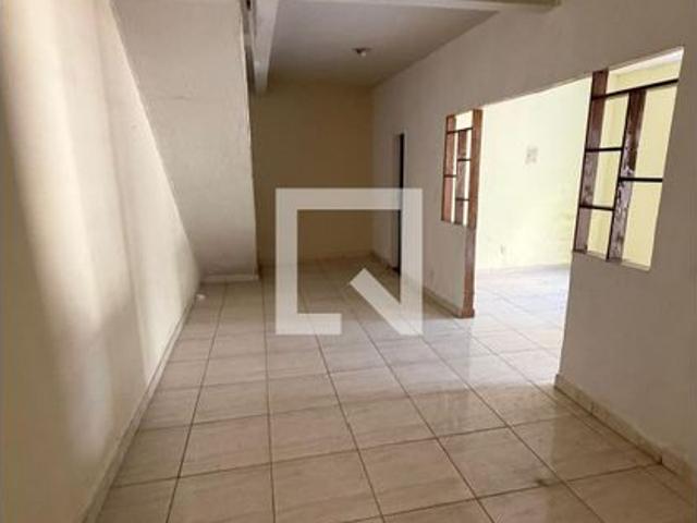 Casa aluguel em Região Geográfica Imediata do Rio de Janeiro, Região Metropolitana do Rio de Janeiro