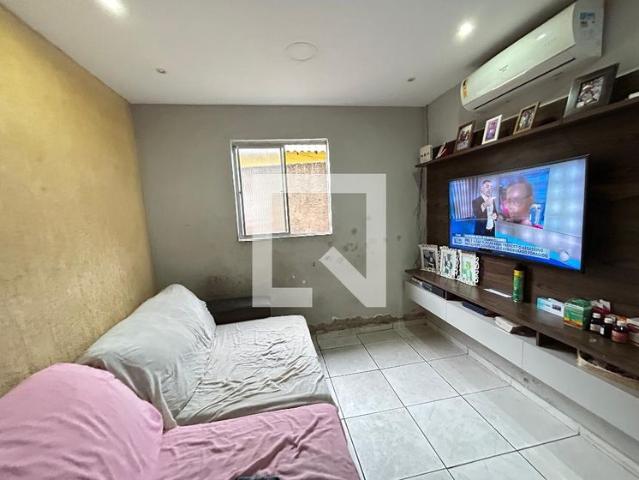 Casa aluguel em Região Geográfica Imediata do Rio de Janeiro, Região Metropolitana do Rio de Janeiro