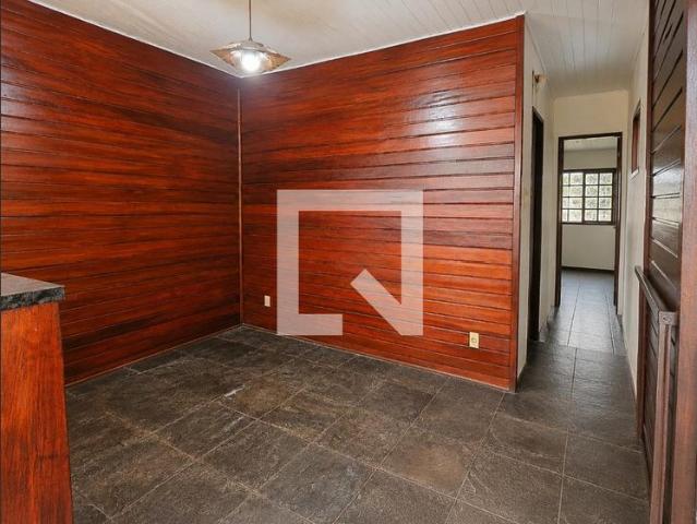 Casa aluguel em Região Geográfica Imediata do Rio de Janeiro, Região Metropolitana do Rio de Janeiro