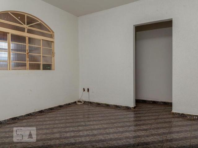 Casa aluguel em Região Geográfica Imediata de Uberlândia, Oliveira Fortes