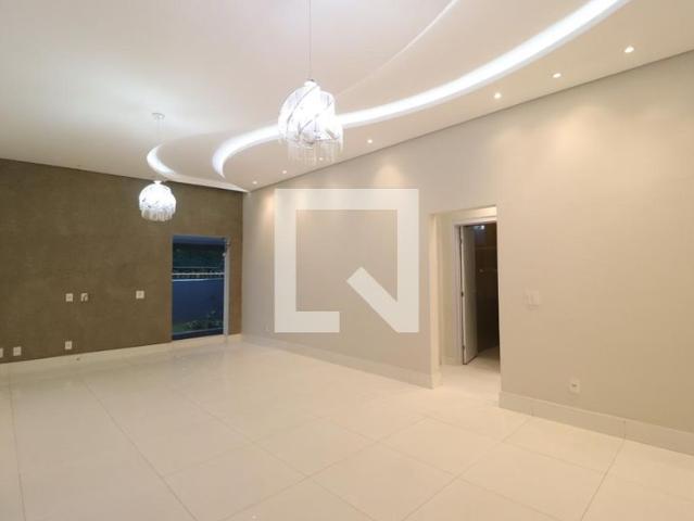 Casa aluguel em Região Geográfica Imediata de Uberlândia, Oliveira Fortes