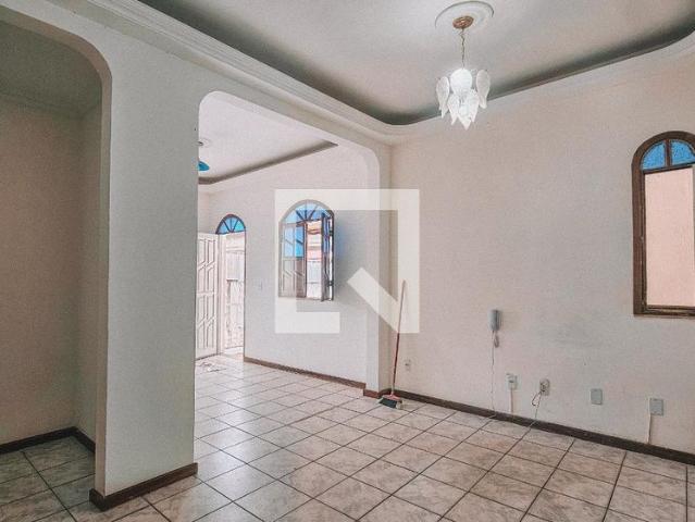 Casa aluguel em Região Geográfica Imediata de Salvador, Região Metropolitana de Salvador