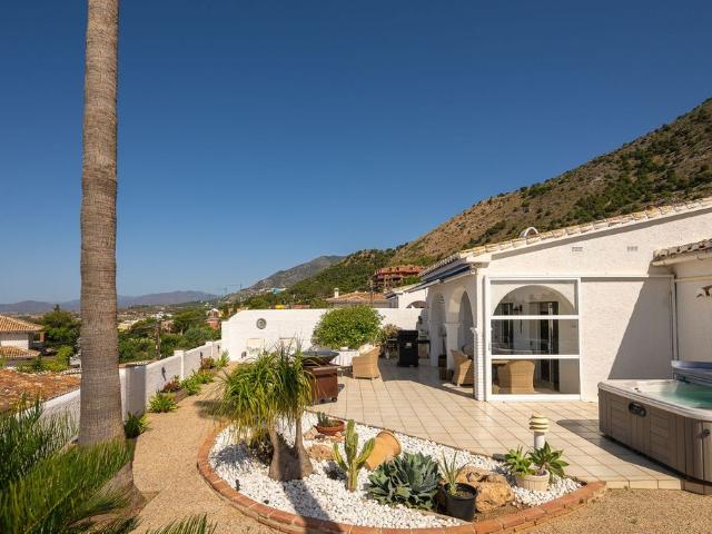 Chalet en venta en Torrequebrada, Costa del Sol Occidental