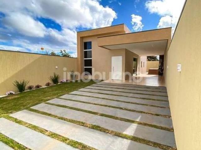 Casa venda em Região Geográfica Imediata de Águas Lindas de Goiás, Região Integrada de Desenvolvimento do Distrito Federal e Entorno