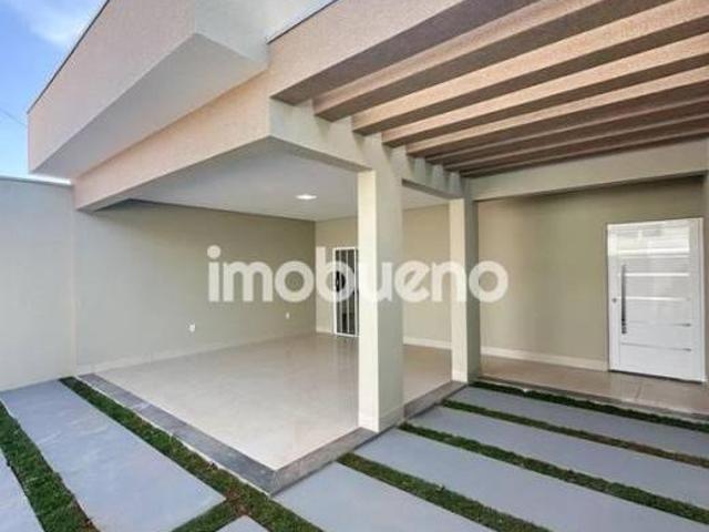 Casa venda em Região Geográfica Imediata de Águas Lindas de Goiás, Região Integrada de Desenvolvimento do Distrito Federal e Entorno