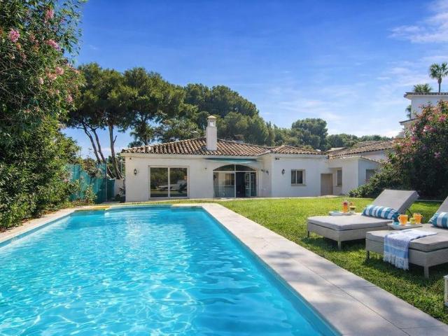 Casa en venta en Nueva Andalucía, Costa del Sol Occidental
