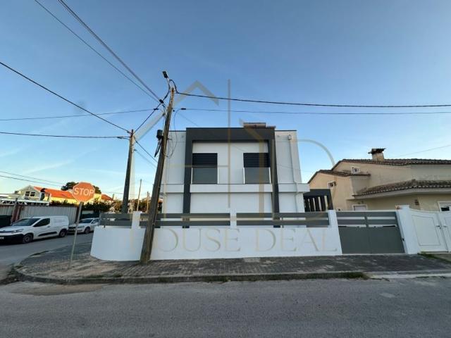 Casa venda em Seixal, Fernão Ferro