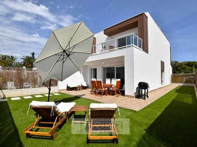 Villa en venta en San Juan De Alicante, Urbanització El Franc i Espinós
