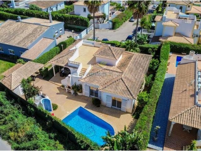 Casa venda em Albufeira e Olhos de Água, Albufeira