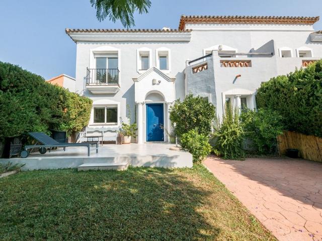 Villa en alquiler en Estepona, Bel-Air
