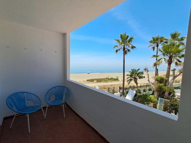 Casa en venta en Barriada Islas Canarias, Costa del Sol Occidental