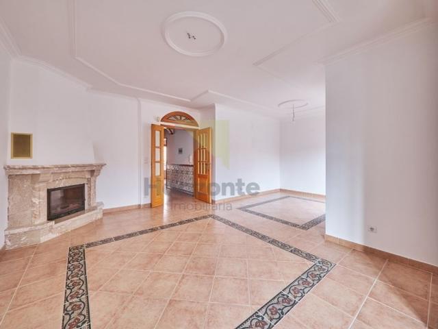Casa venda em Carodes, Montijo