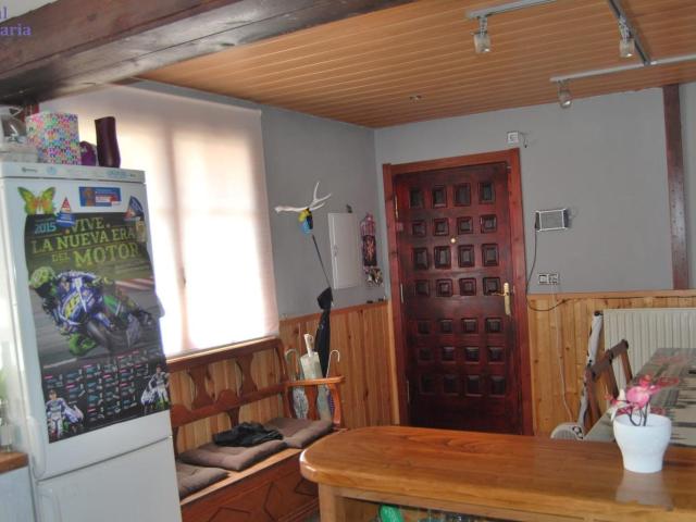 Casa en venta en Hornos De Moncalvillo, La Rioja