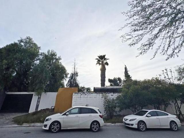 Casa de 1 planta en VENTA en La Aurora