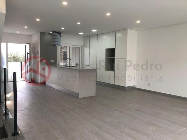 Casa venda em Seixal, Corroios