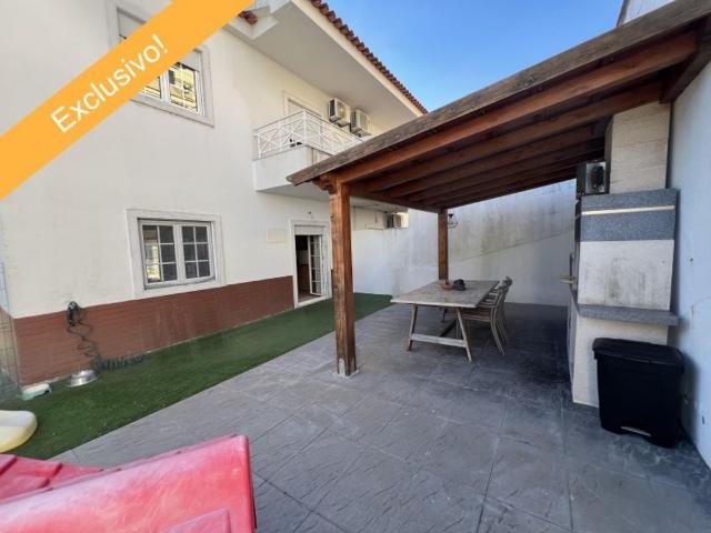 Casa venda em A-dos-Loucos, Calhandriz