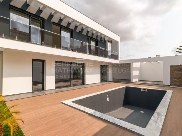 Casa venda em Azeitão (São Lourenço e São Simão), Setúbal