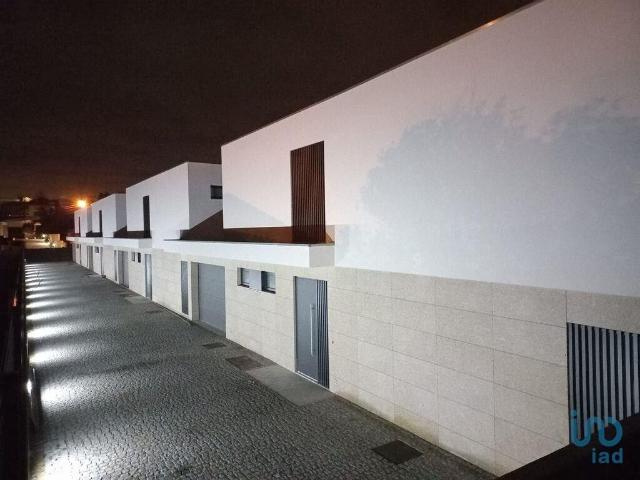 Casa venda em Abade De Neiva