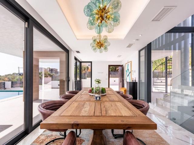 Casa en venta en Barriada Islas Canarias, Costa del Sol Occidental
