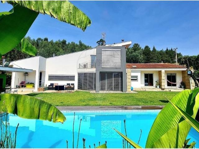 Casa venda em Azevedos, Parada Do Bouro